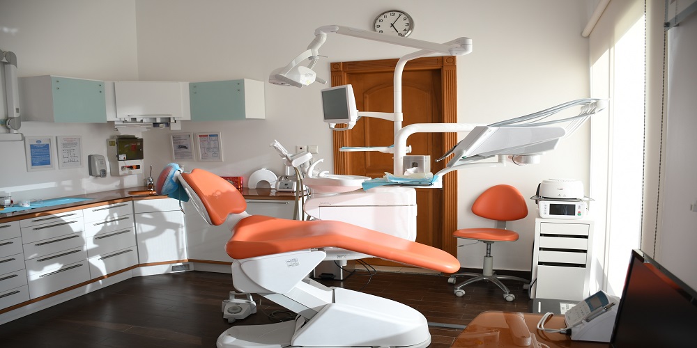 4 things to avoid doing at the dental clinic